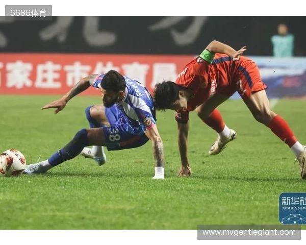 上海嘉定汇龙vs重庆铜梁龙首发：向余望出战，铜梁龙赢球就升超