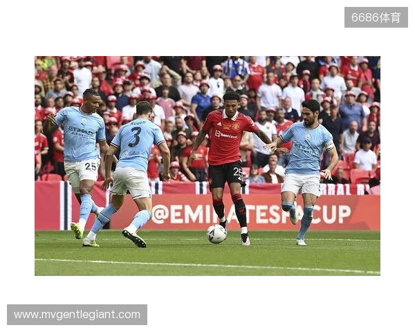 图片报：多特坚决拒绝重新签回桑乔，认为其已经找不回状态